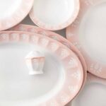 سرویس غذاخوری 29 پارچه چینی زرین ایران سری نئوکلاسیک طرح اوآسیس صورتی